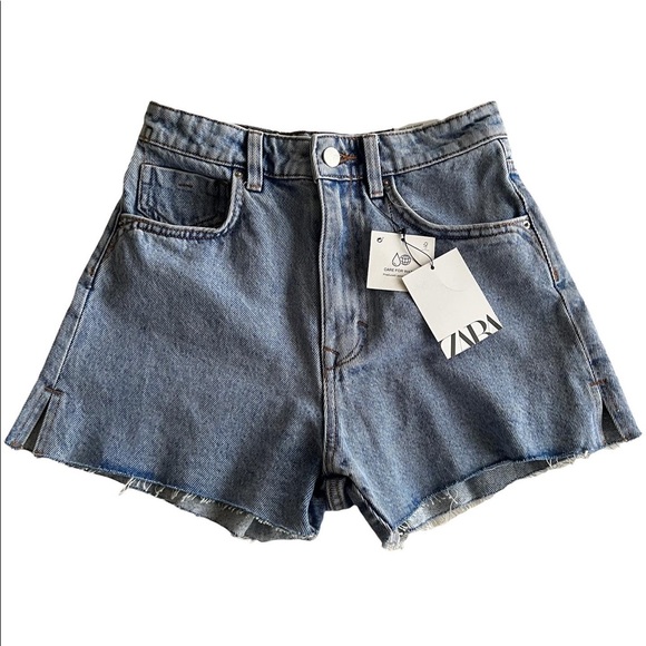 Zara Denim Shorts - Picture 1 of 3
